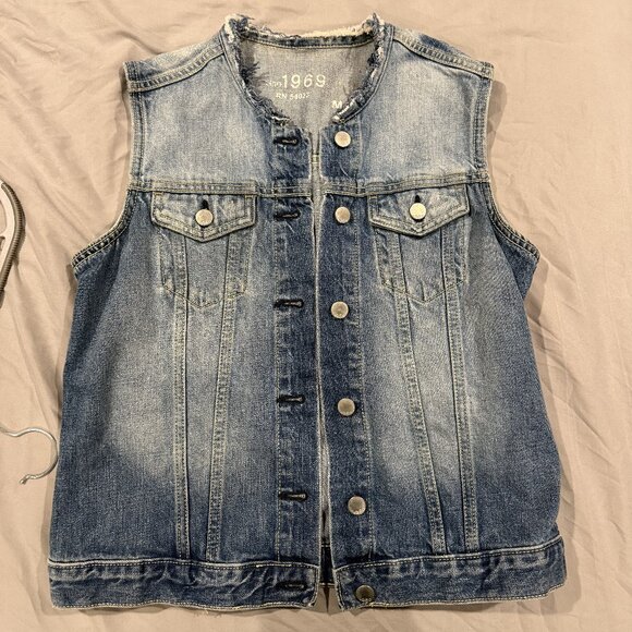GAP Women's Blue Denim Vest - Medium - Picture 5 of 5